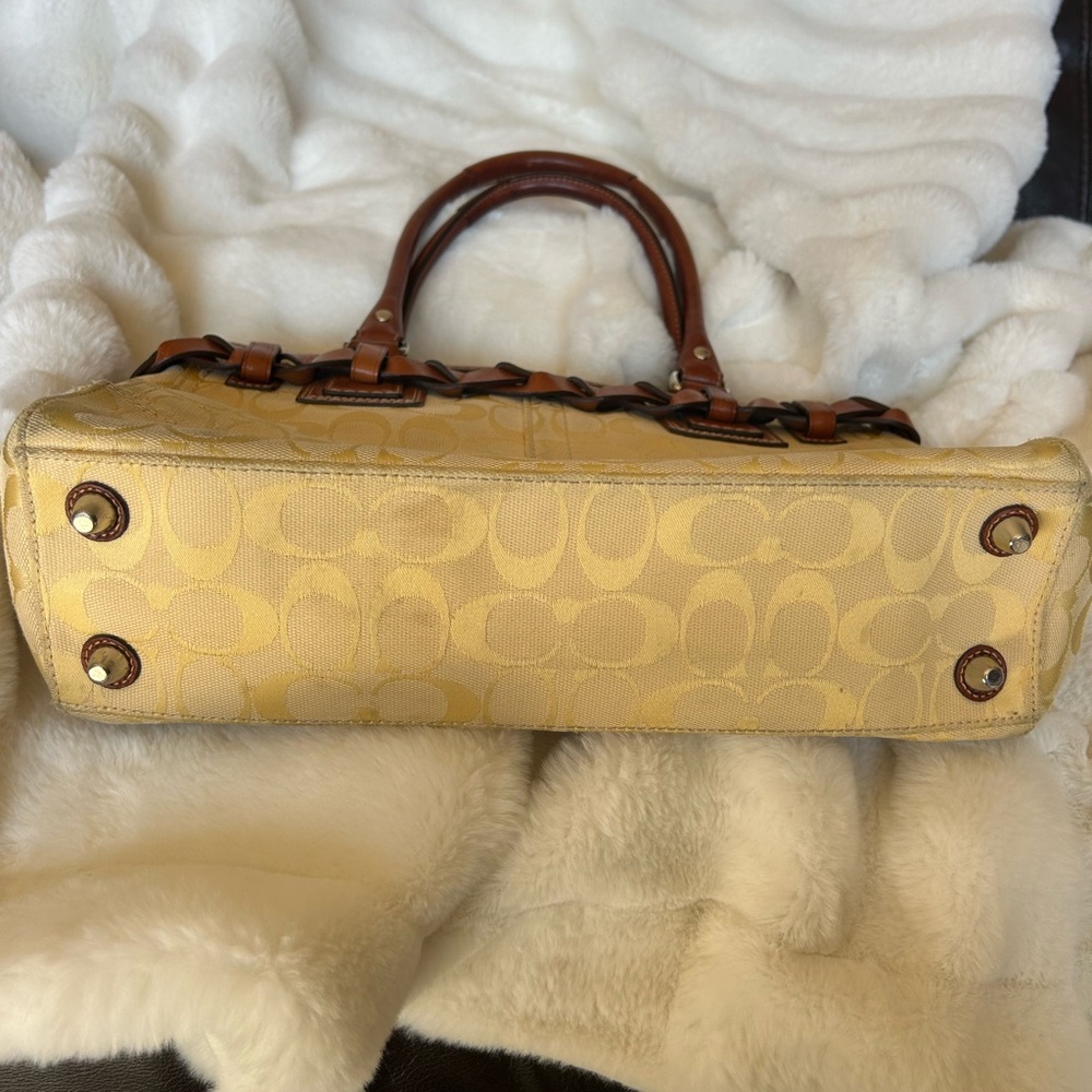 Coach Vintage Hampton Signature Carryall Satchel - Picture 3 of 11
